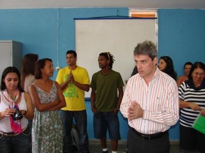 Oficina de Grafitagem e Rima Poética